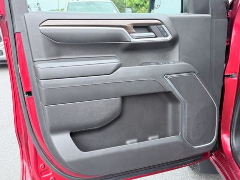 Used 2024 Chevrolet Silverado 1500 RST AWD/4WD image 31