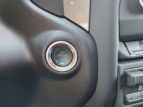 New 2026 GMC Sierra 1500 Pro w/ Pro Value Package image 16