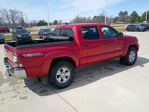 Used 2012 Toyota Tacoma 4x4 Double Cab w/ TRD Off-Road Pkg image 14