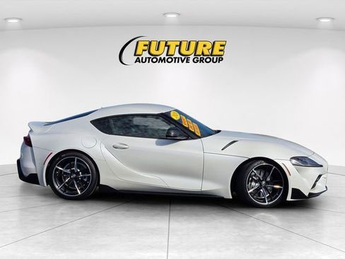 Used 2020 Toyota Supra w/ Driver Assist Package RWD image 4