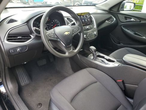 Used 2024 Chevrolet Malibu LT FWD image 19