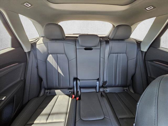 Used 2025 Audi Q5 Premium w/ Convenience Package AWD/4WD image 15