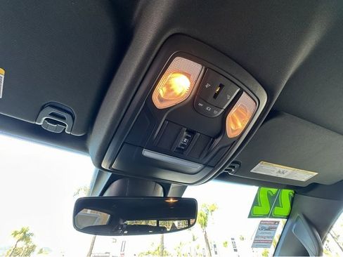 Used 2022 RAM 1500 Rebel image 28