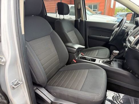 Used 2019 Ford Ranger XLT w/ Equipment Group 301A Mid AWD/4WD image 15
