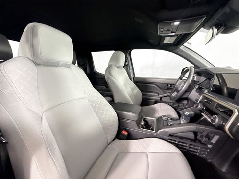 Certified 2024 Toyota Tacoma SR5 image 38