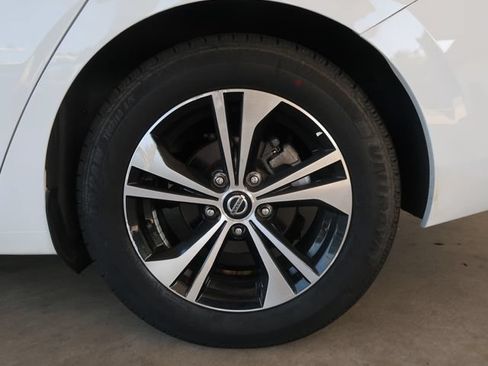 Used 2022 Nissan Sentra SV FWD image 43