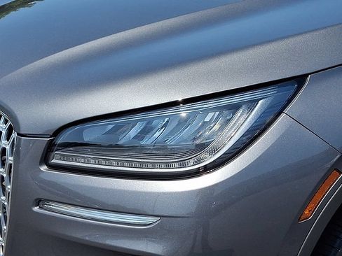 Certified 2023 Lincoln Corsair AWD w/ Equipment Group 101A image 9
