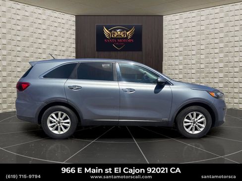 Used 2020 Kia Sorento AWD V6 image 7