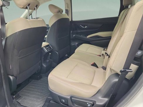 Used 2023 Subaru Ascent Premium w/ Convenience Package image 30