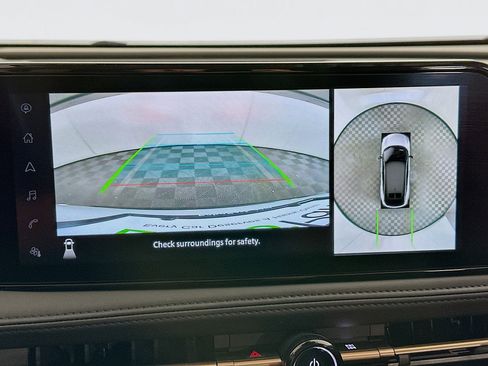 Used 2023 Nissan Ariya AWD image 23