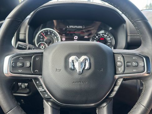 Used 2025 RAM 1500 Laramie AWD/4WD image 33