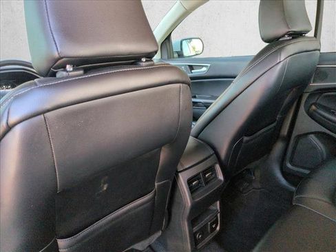 Certified 2024 Ford Edge SEL w/ Convenience Package image 16