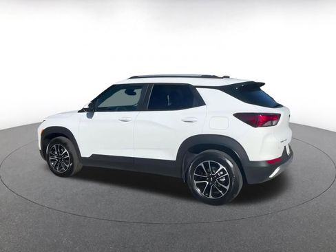 Used 2025 Chevrolet TrailBlazer LT image 10