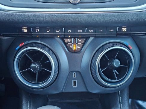 Used 2023 Chevrolet Blazer LT w/ Driver Confidence Package image 15