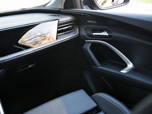 Certified 2025 Audi Q5 Premium Plus w/ Premium Plus image 28