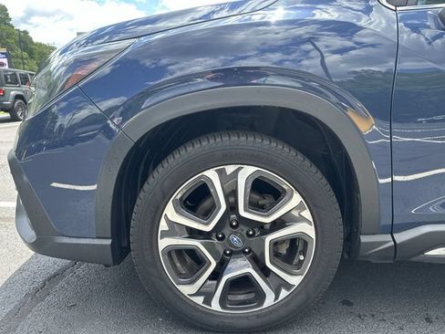 Used 2023 Subaru Ascent Limited w/ Technology Package AWD/4WD image 21