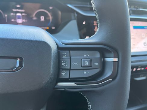 New 2026 Jeep Cherokee Laredo AWD/4WD image 18