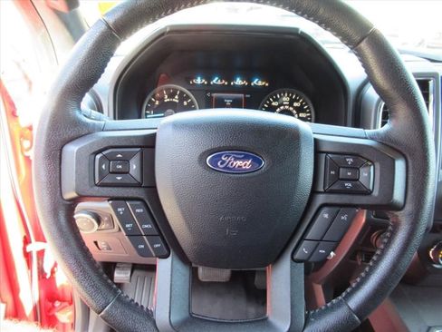 Used 2016 Ford F150 XLT w/ Equipment Group 302A Luxury image 23