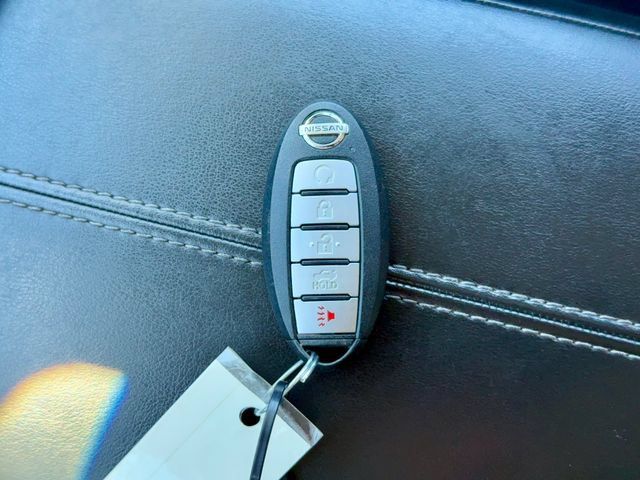 Used 2021 Nissan Sentra SV FWD image 33