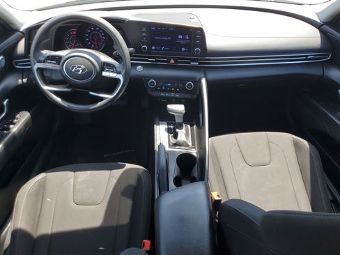 Used 2023 Hyundai Elantra SEL FWD image 15