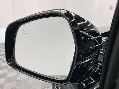 Used 2025 Kia Sorento SX FWD image 40