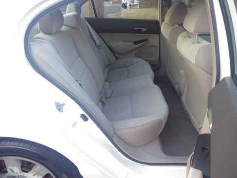 Used 2010 Honda Civic LX image 13