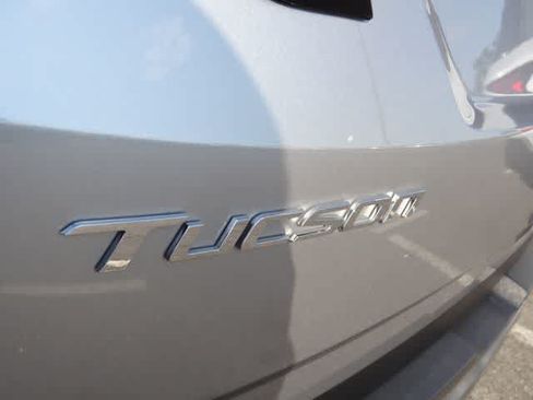 Used 2024 Hyundai Tucson Limited AWD/4WD image 5