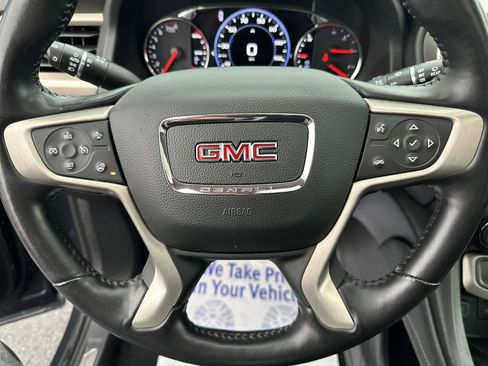 Used 2021 GMC Acadia Denali image 28