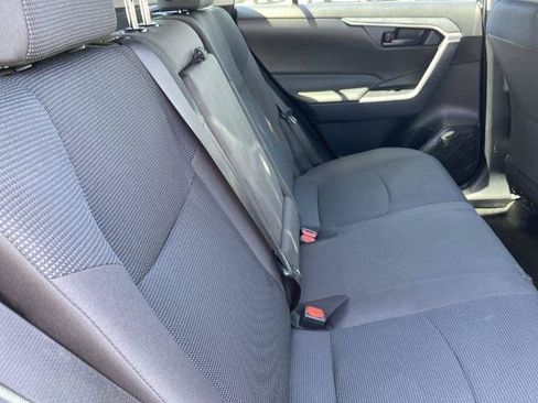 Used 2025 Toyota RAV4 LE AWD/4WD image 21