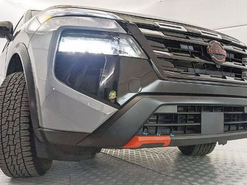 Used 2025 Nissan Rogue SV AWD/4WD image 23