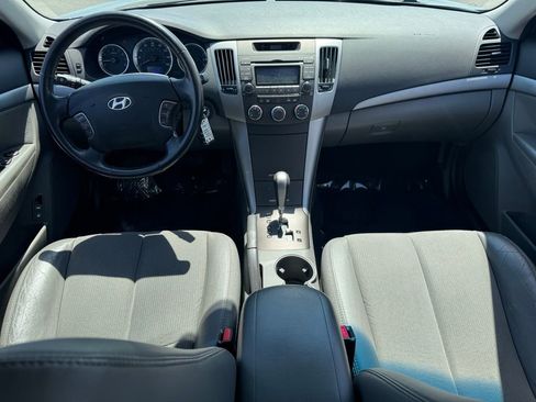 Used 2010 Hyundai Sonata SE FWD image 10