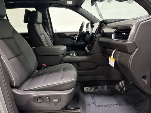 New 2026 GMC Yukon Elevation w/ Elevation Premium Package image 22