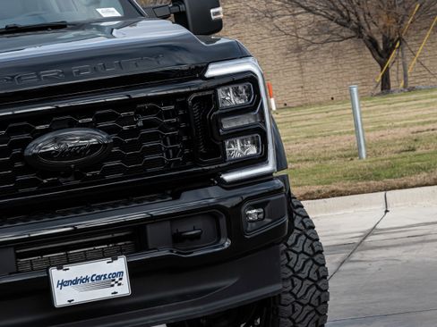 Used 2025 Ford F450 Lariat image 7