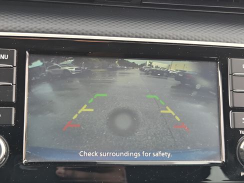Used 2024 Nissan Kicks S FWD image 17