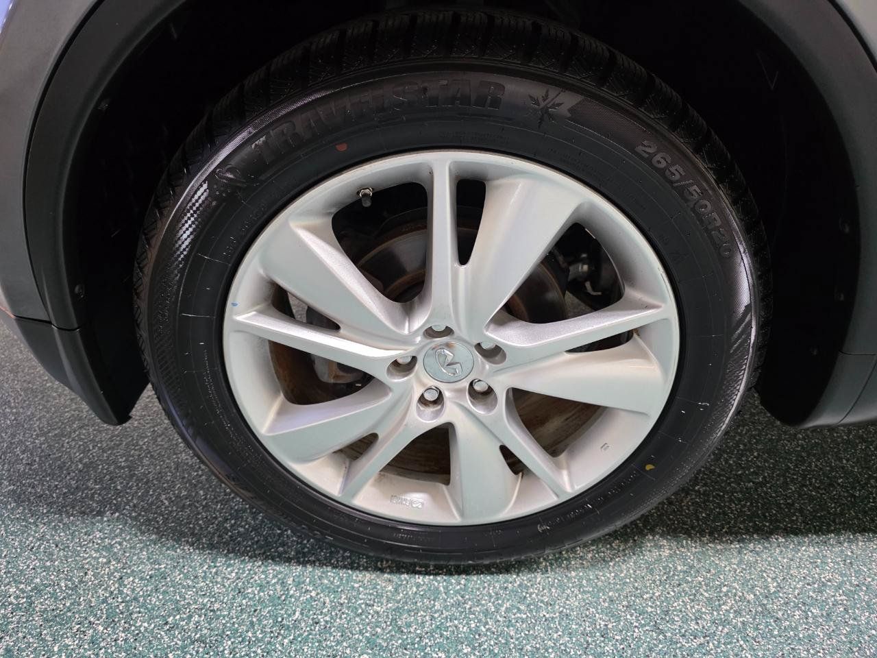 Used 2013 INFINITI FX37 AWD w/ Premium Pkg image 12