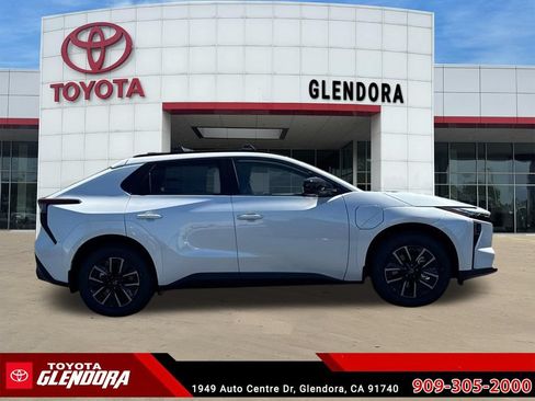 New 2026 Toyota bZ FWD image 12