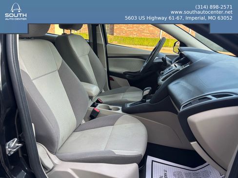 Used 2014 Ford Focus SE image 12