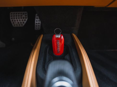 Used 2021 Ferrari F8 Tributo RWD image 63