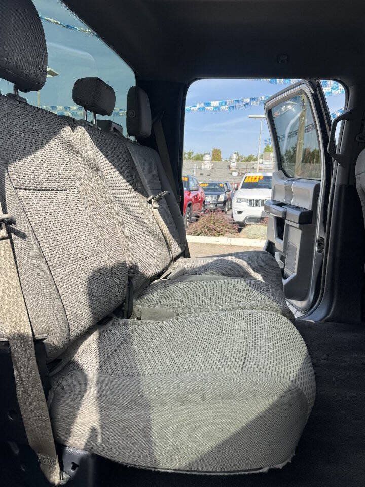 Used 2015 Ford F150 XLT AWD/4WD image 7