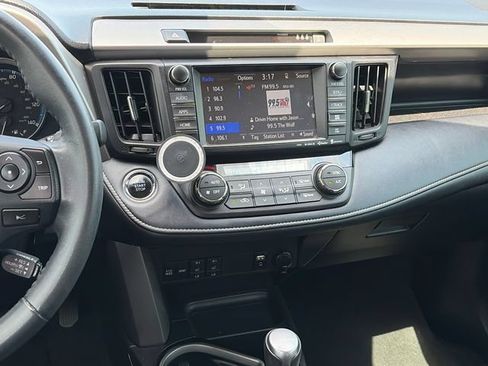 Used 2017 Toyota RAV4 Limited AWD/4WD image 14