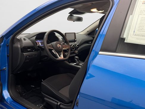 Used 2023 Nissan Sentra SV w/ All-Weather Package FWD image 10