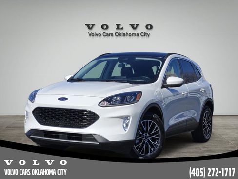 Used 2022 Ford Escape SEL image 1