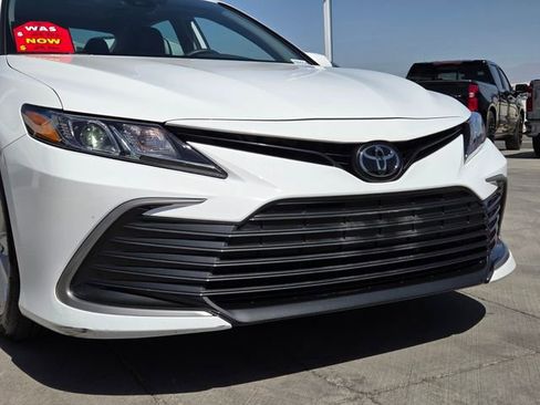 Used 2024 Toyota Camry LE FWD image 8