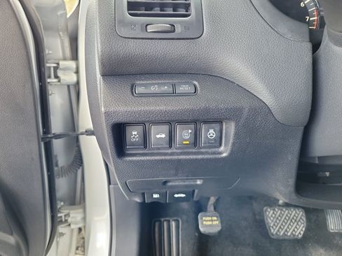 Used 2015 Nissan Altima 2.5 SL w/ Technology Package FWD image 20