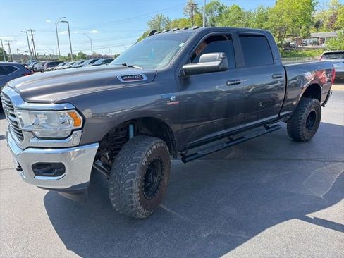 Used 2020 RAM 2500 Big Horn w/ Level 1 Equipment Group AWD/4WD image 4