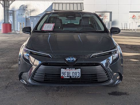 Certified 2023 Toyota Corolla LE w/ Carpet Mat Package (TMS) image 2