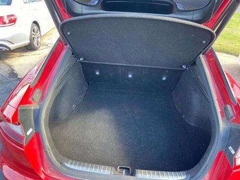 Used 2018 Kia Stinger GT2 image 13