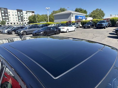 Used 2020 Volkswagen Golf 4-Door FWD image 22
