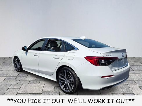 Used 2024 Honda Civic Touring image 5