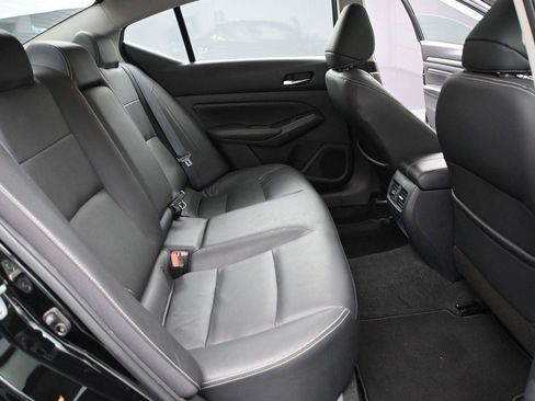Used 2019 Nissan Altima 2.5 SL AWD/4WD image 15